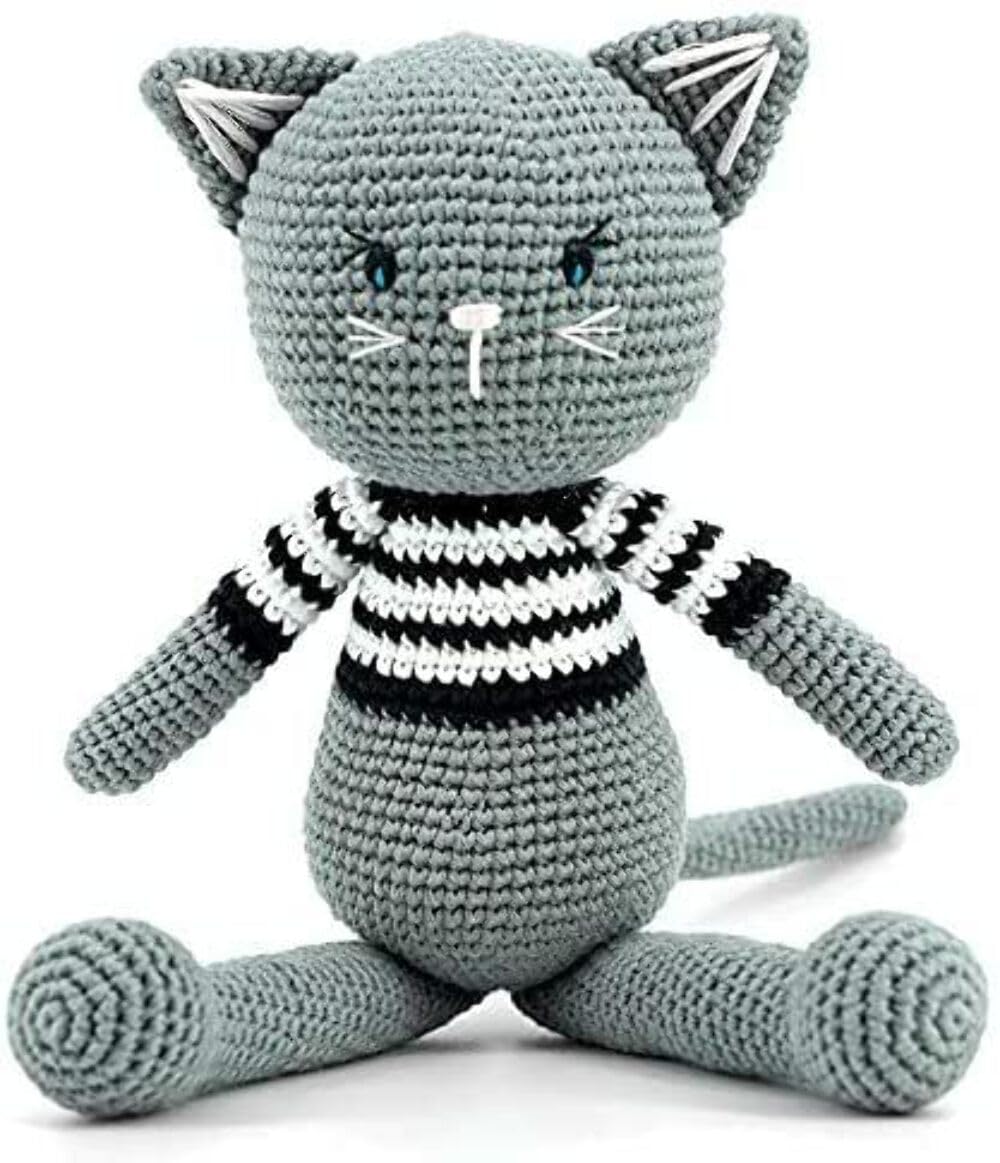 imajo Banbe Crochet sitting cat