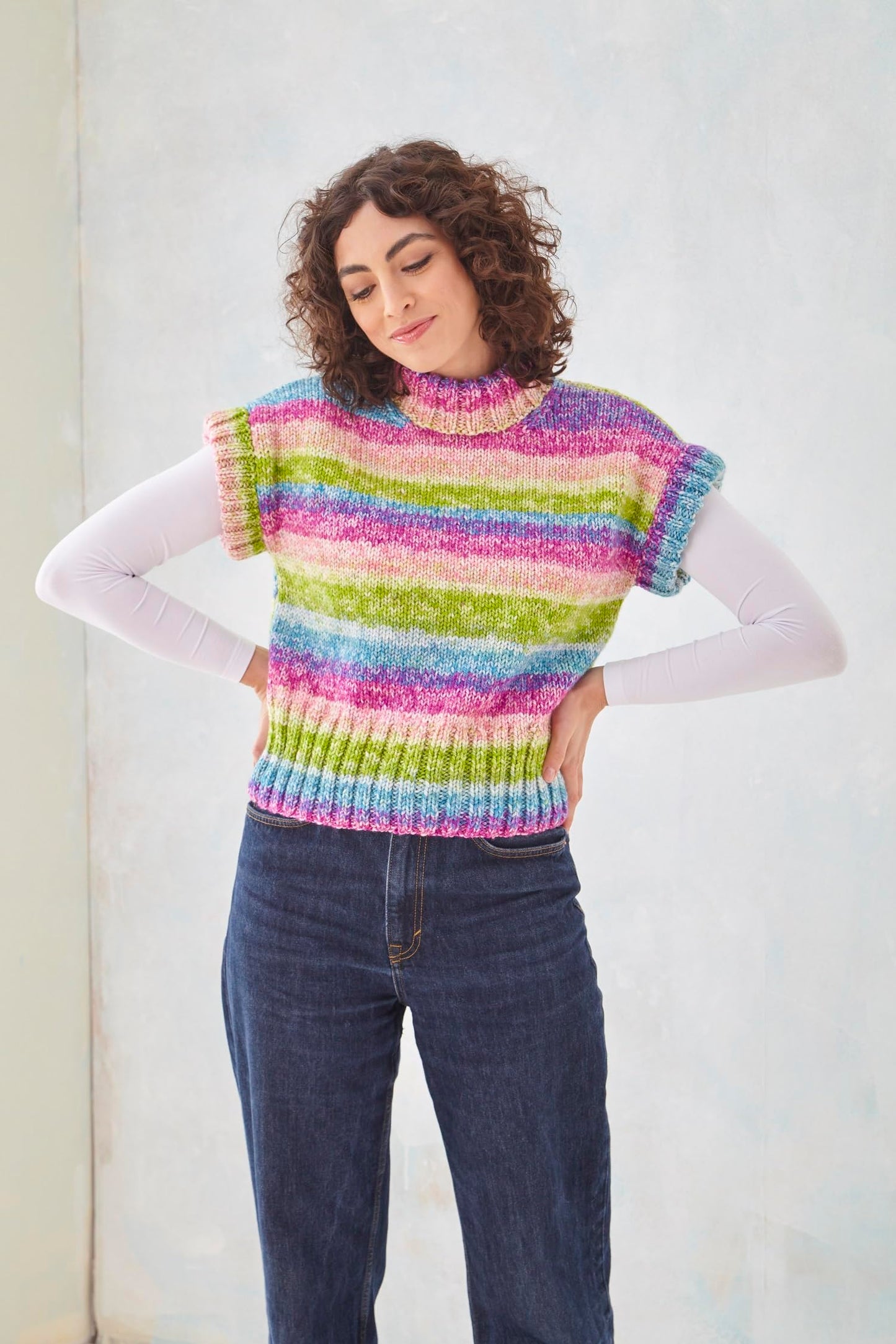 King Cole Ladies Knitting Pattern Womans Chunky Sweater & Slipover (6203)