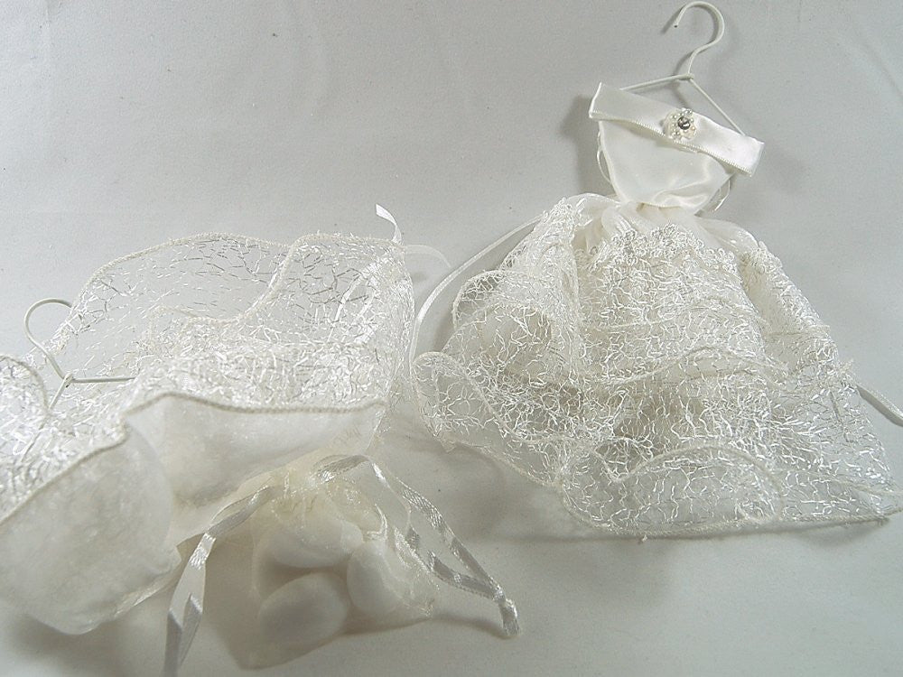 Wedding Dress I Pouch for Almonds Ivory 17 cm Set of 6 - hanrattycraftsgifts.co.uk