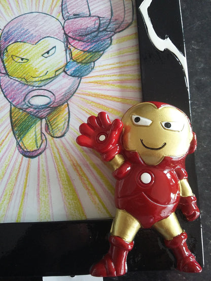 SUPERHERO IRON MAN CHILDREN RESIN PHOTO FRAME 6 X 4". PERFECT GIFT