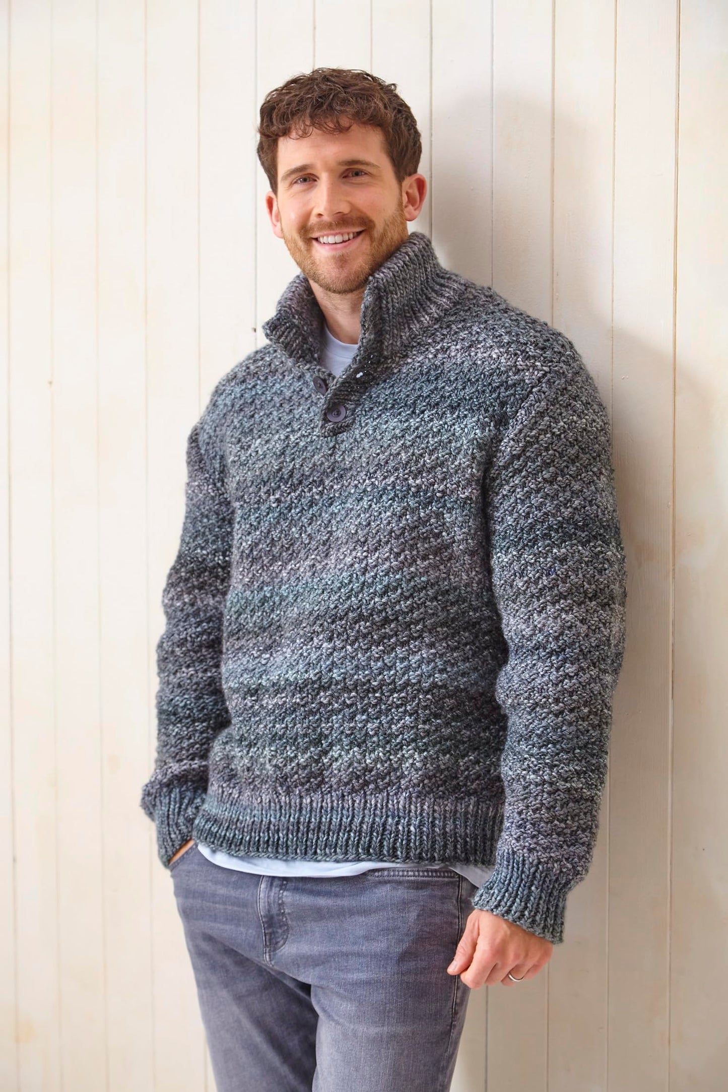King Cole Chunky Knitting Pattern Mens Sweaters 2 Designs (6242)