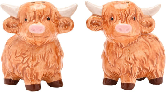 Country Living Highland Cows Salt & Pepper Pots – Ceramic Cow-Shaped Condiment Shakers, Countryside-Inspired Dining Tableware