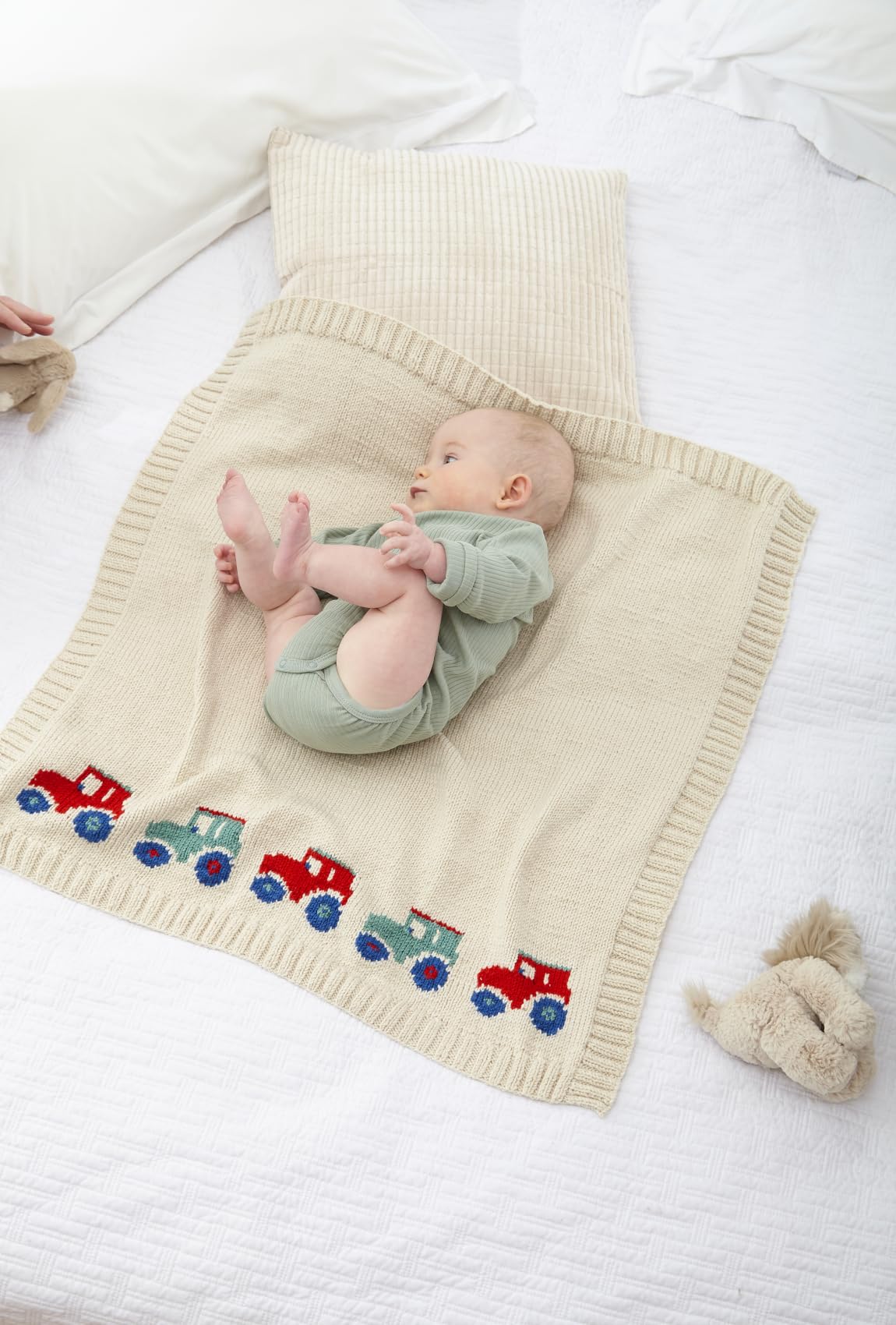 King Cole Newborn Baby Knits Book 4 for Premature to 24 Months - Little Book of Blankets