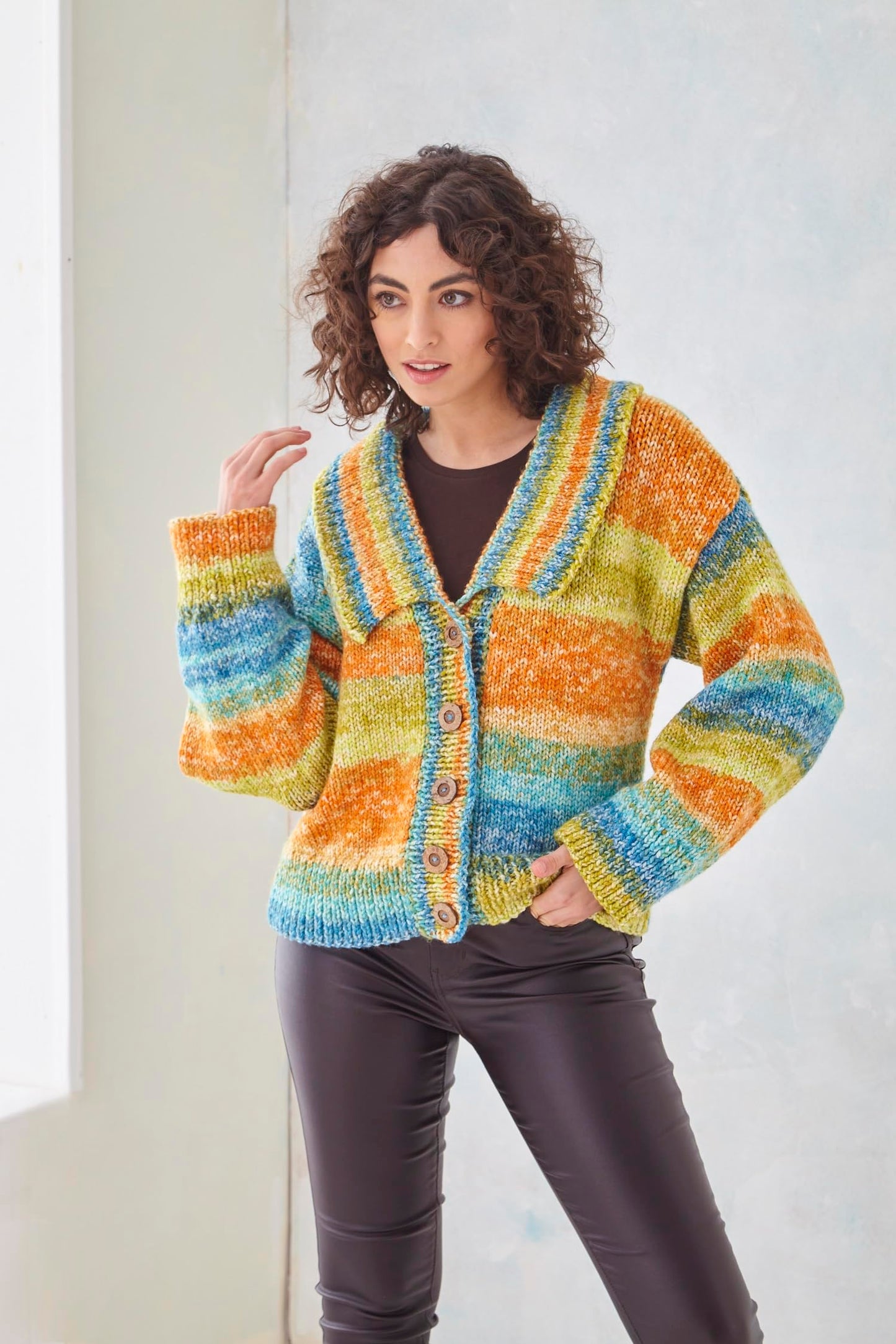 King Cole Ladies Knitting Pattern Womans Chunky Short Jacket & Waistcoat (6202)