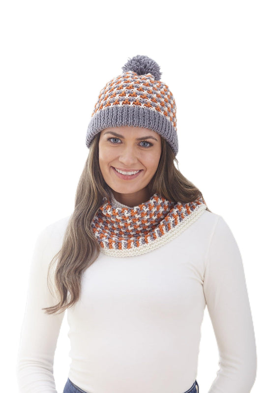 King Cole Ladies Double Knit Easy Knitting Pattern Womens Scarf Cowl & Hat (6267)