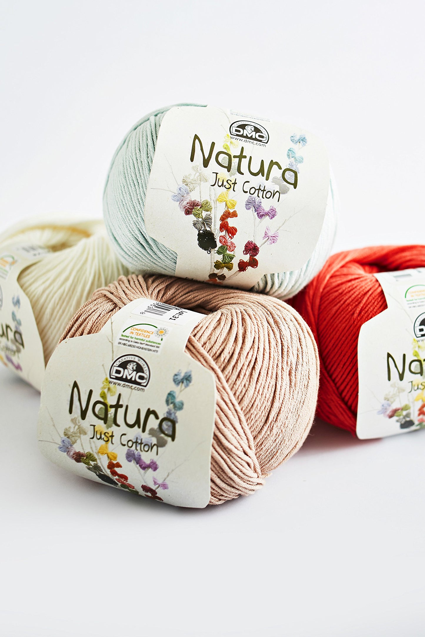 DMC Natura 50g N12 Light Green 155m 50g