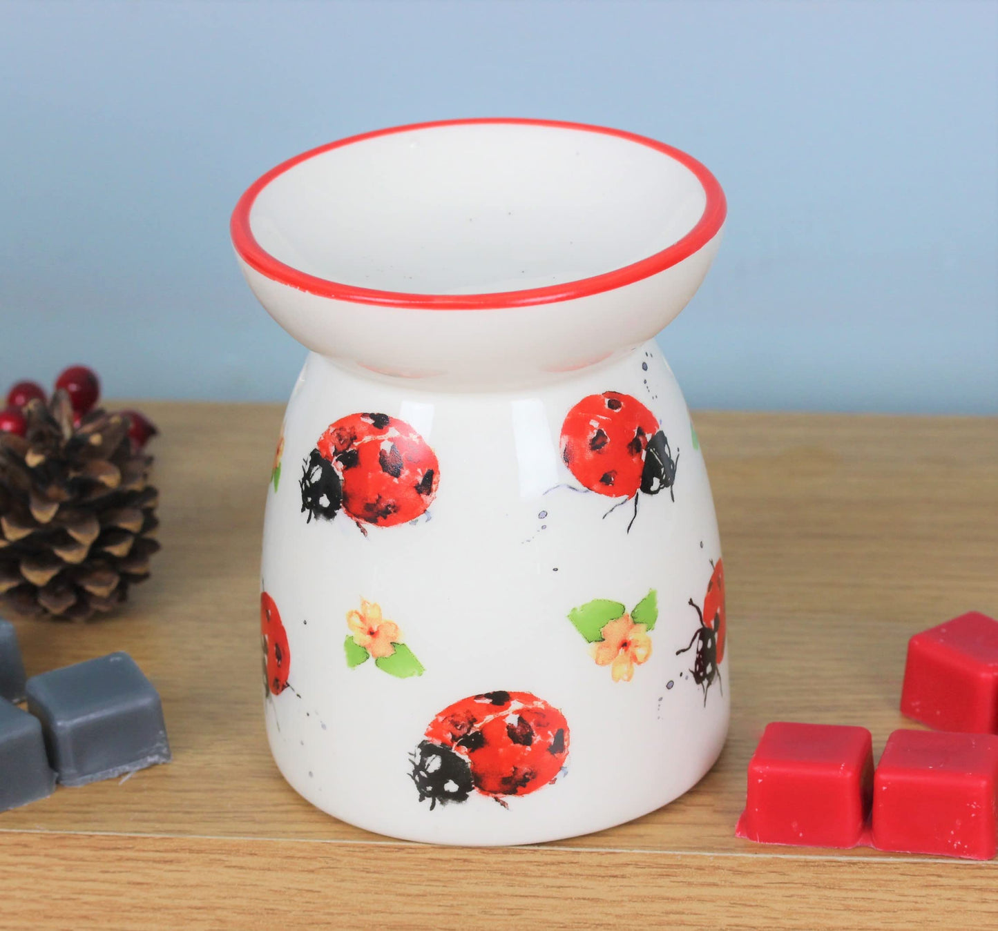 The Leonardo Collection LP48013 Wax/Oil Warmer | Ladybirds | 1 Piece-11x11x14 cm Accessory, Multicolor