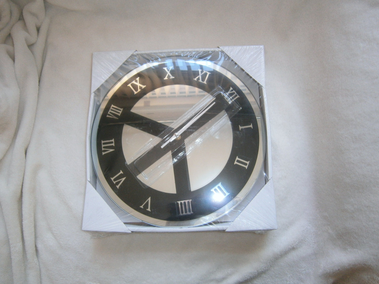 peace sign mirror clock