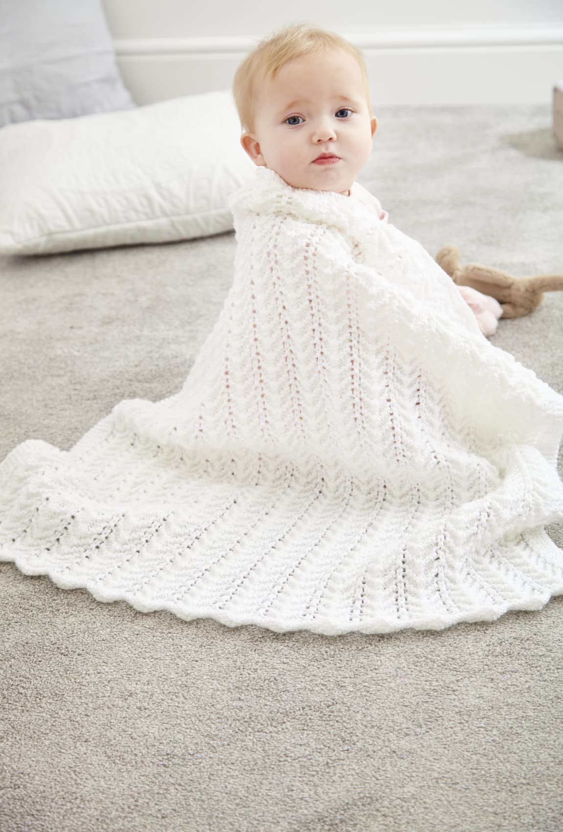King Cole Newborn Baby Knits Book 4 for Premature to 24 Months - Little Book of Blankets