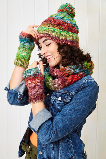 King Cole Ladies Chunky Knitting Pattern Womens Sweater Cowl Hat & Hand Warmers (6249)