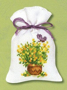 Lemon Flowers Potpourri Bag Cross Stitch Kit - hanrattycraftsgifts.co.uk
