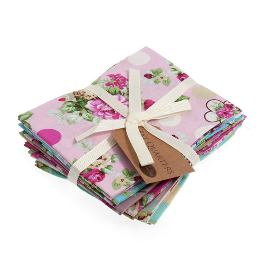 Fat Quarter Bundle: Cotton: 6 x 54cm x 45cm: Roses and Dots - hanrattycraftsgifts.co.uk