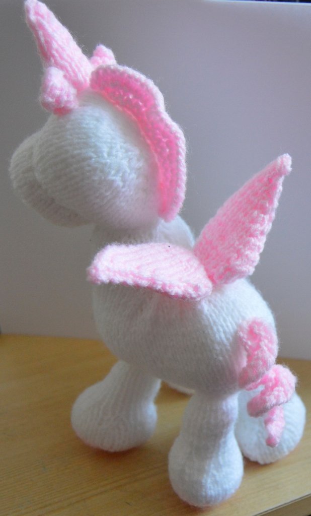 Knitting Pattern - Stardust the Unicorn Soft Toy Pattern - hanrattycraftsgifts.co.uk