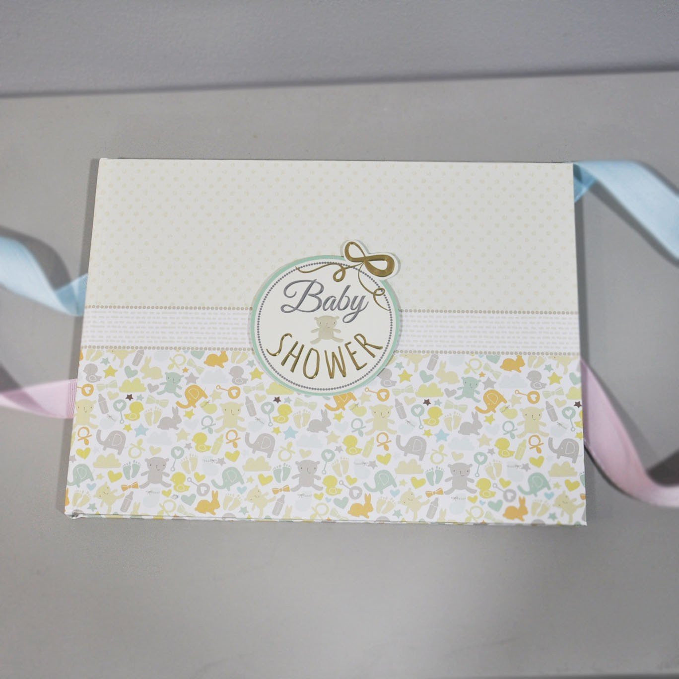 Laura Darrington Baby Shower Guest Book - hanrattycraftsgifts.co.uk
