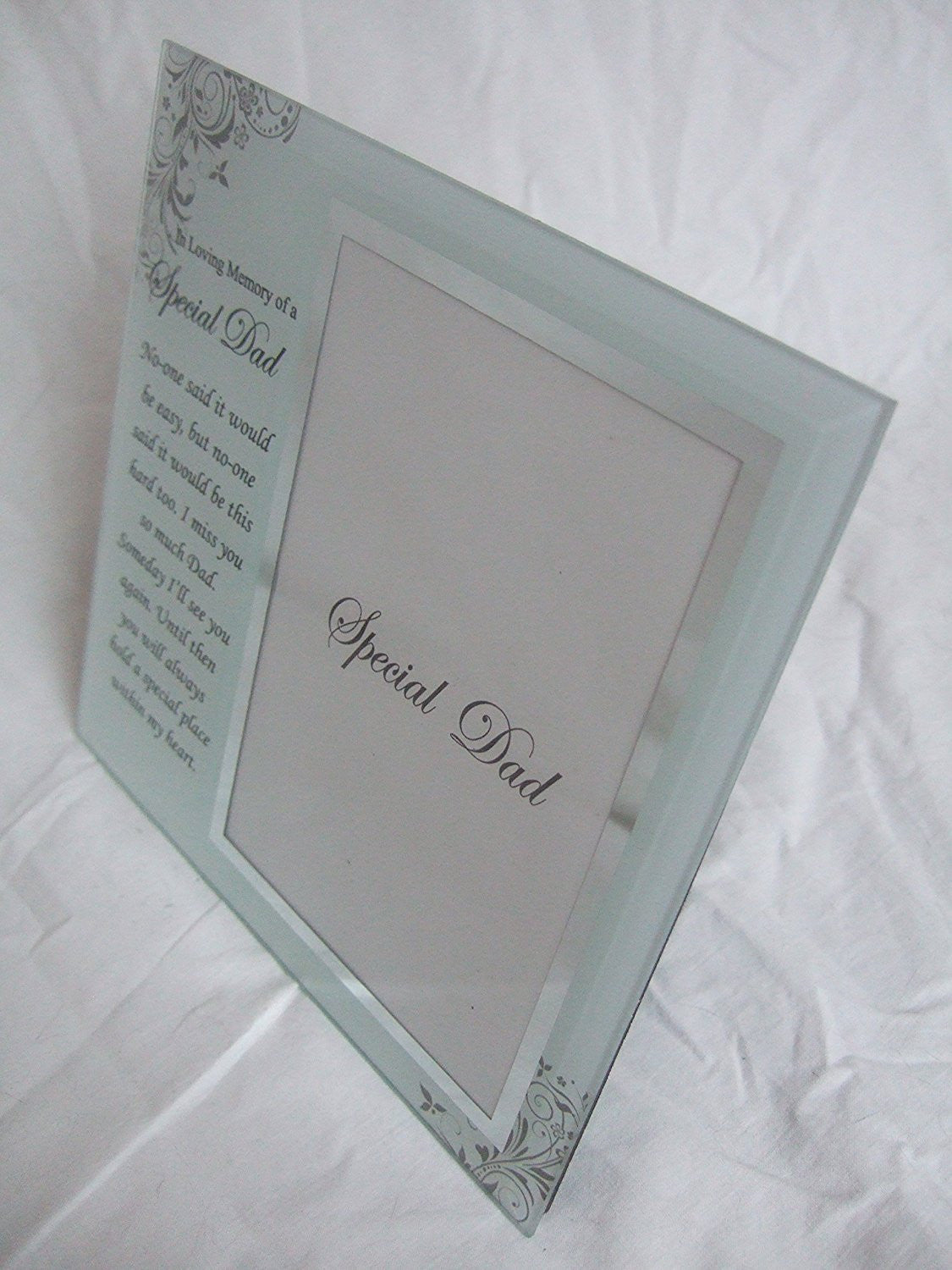 "In Loving Memory, Special Dad" Memorial Glass 6"x4" (15x10cms) Photo Frame with Sentimental Verse - hanrattycraftsgifts.co.uk