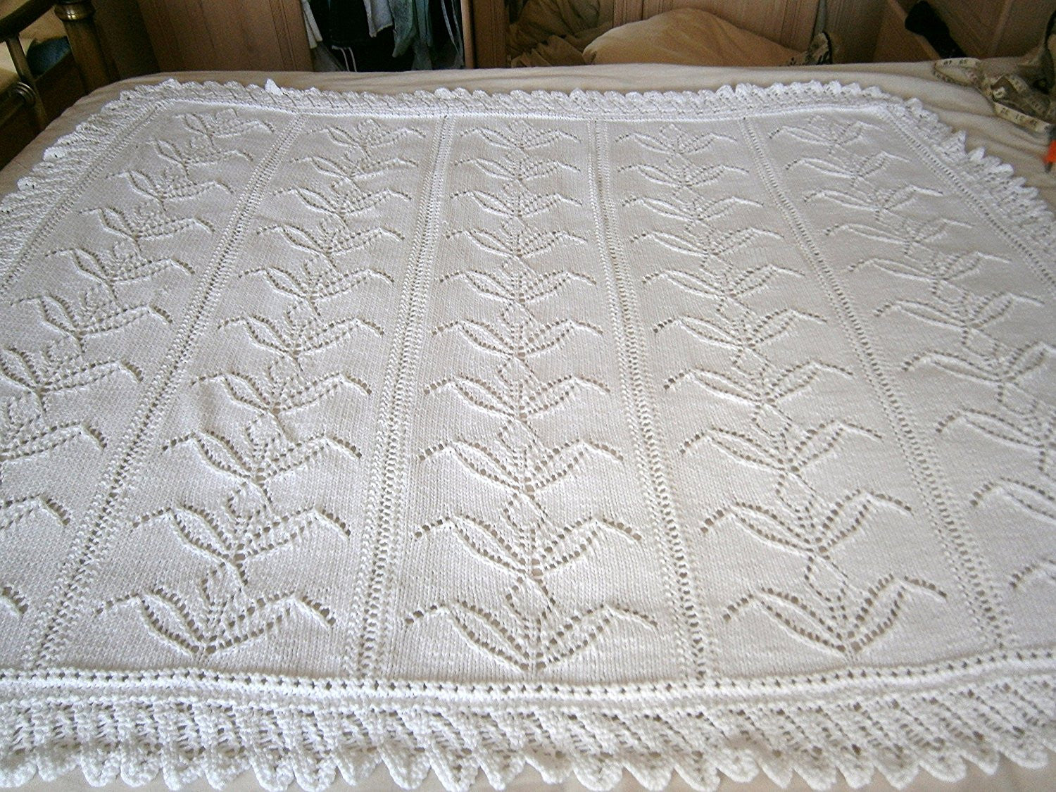 hand made knited shawl luxury handmade extra large - hanrattycraftsgifts.co.uk